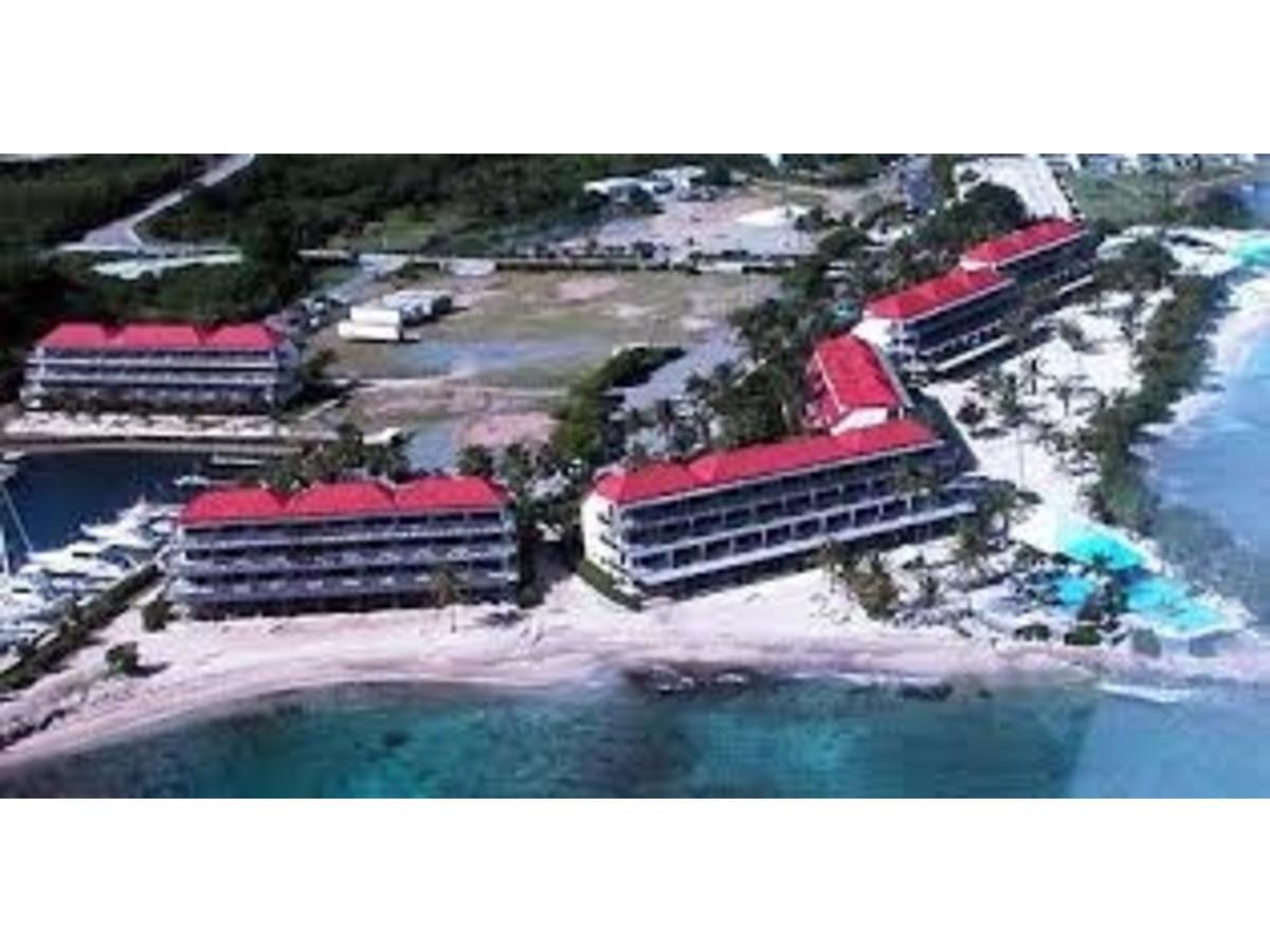 Luxury Beachfront - One Step To Sapphire Beach East End  Экстерьер фото